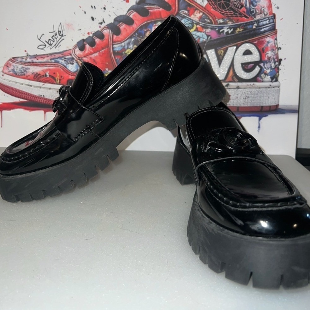 GBG Los Angeles Ggabee-C Loafers Womens 8 Black Excellent Patent Lug Platform